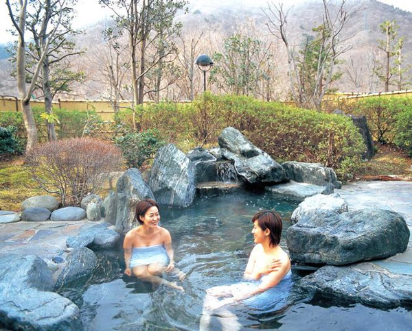 Tắm onsen Nhật Bản